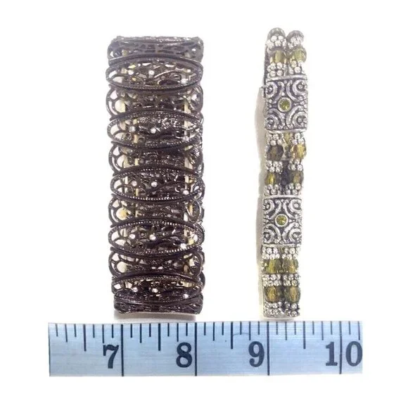 Vintage set of two elastic beaded adjustable bracelets approx 8" around - Picture 3 of 5